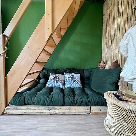 Nuit Dans La Jungle - Love Room Souppes-sur-Loing ภายนอก รูปภาพ