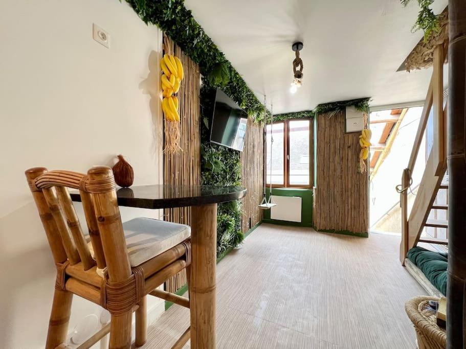 Nuit Dans La Jungle - Love Room Souppes-sur-Loing ภายนอก รูปภาพ