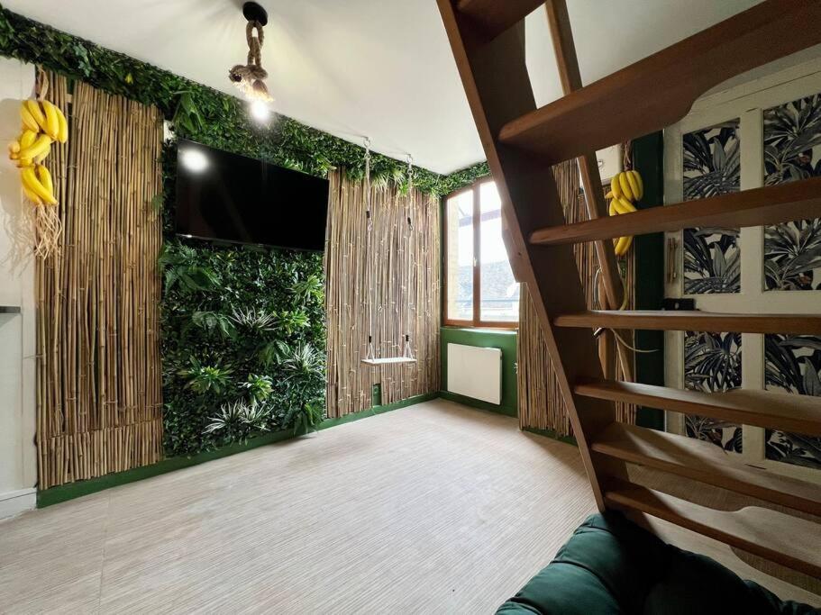 Nuit Dans La Jungle - Love Room Souppes-sur-Loing ภายนอก รูปภาพ